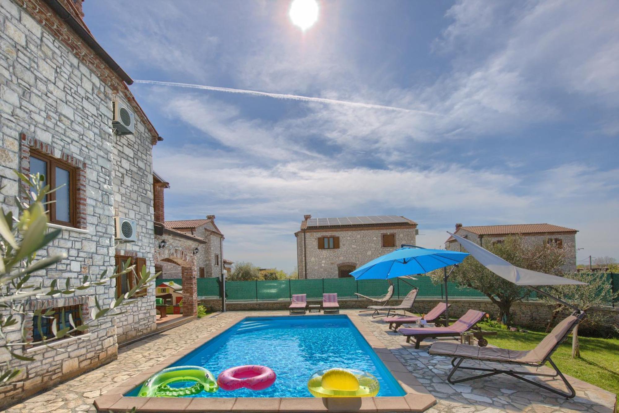 Villa San Andrea - Ideal For Families, 8 Adults, 2 Children Up To 5 Years, 1 Children Up To 1 Years Svetvinčenat Exterior foto